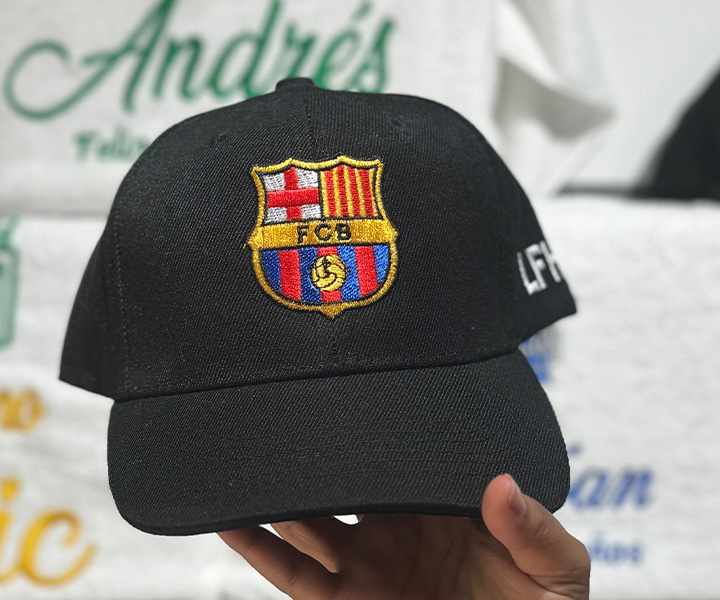 Gorra personalizada negra de Fútbol Club Barcelona
 - 142