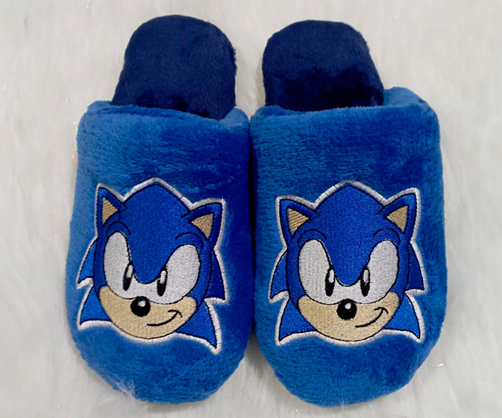 Pantuflas con bordado azul de niño de sonic - 545