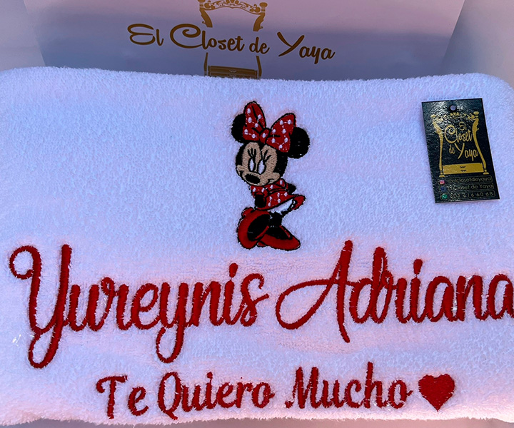 Toalla personalizada para niña de minie completa - 498