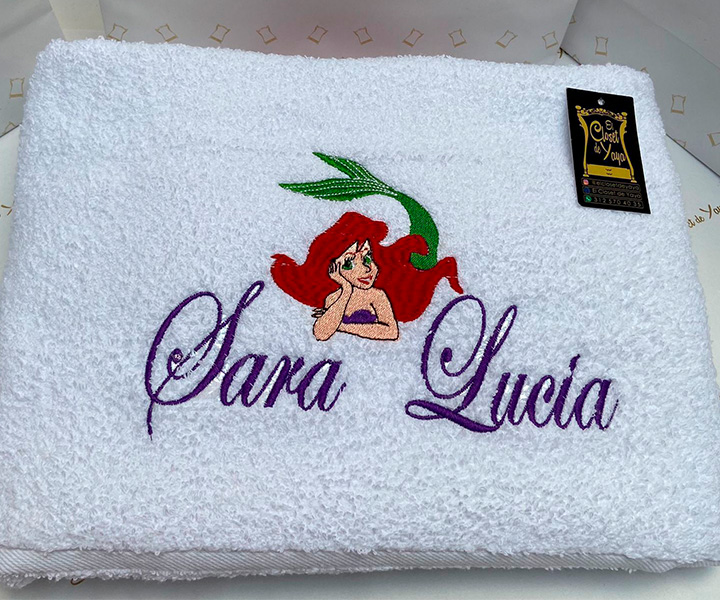 Toalla personalizada para niña de sirenita - 507