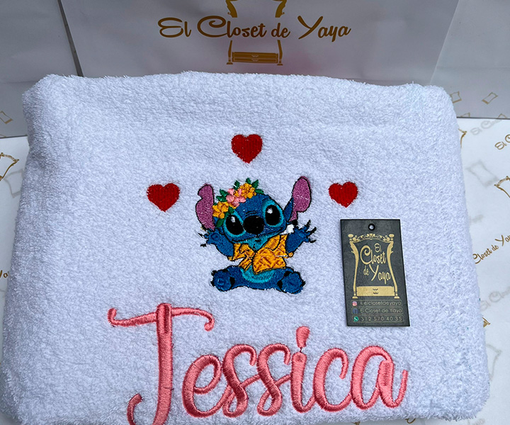 Toalla personalizada para niña de stich  - 509